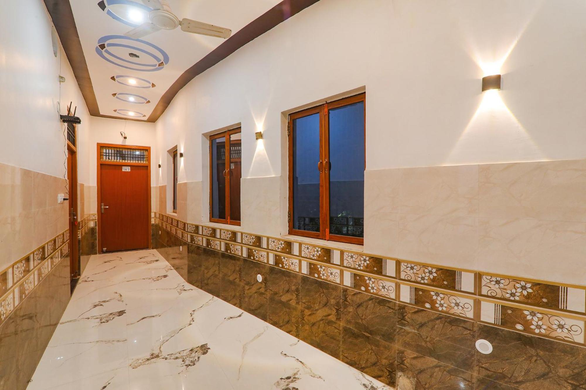 Hotel Fabexpress Shree Siya Raman - 500M From Shri Ram Janam Bhumi Ayodhya Exteriér fotografie
